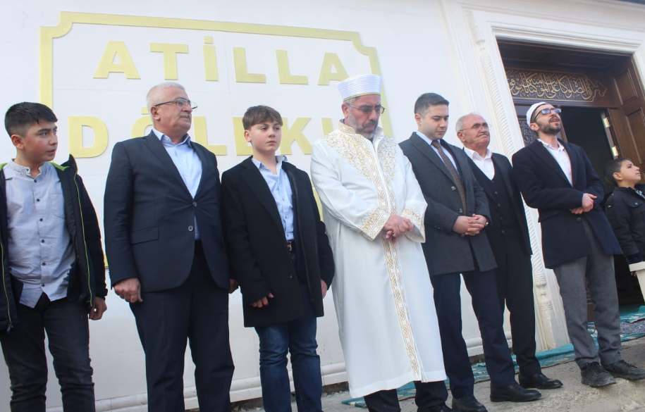 Başkan Dölekli ve Yüzlerce Pasinler halkı dualarla açtı 