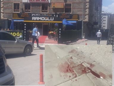 Erzurum Mumcu Caddesindeki kanlı  olay kız meselesi yüzünden 