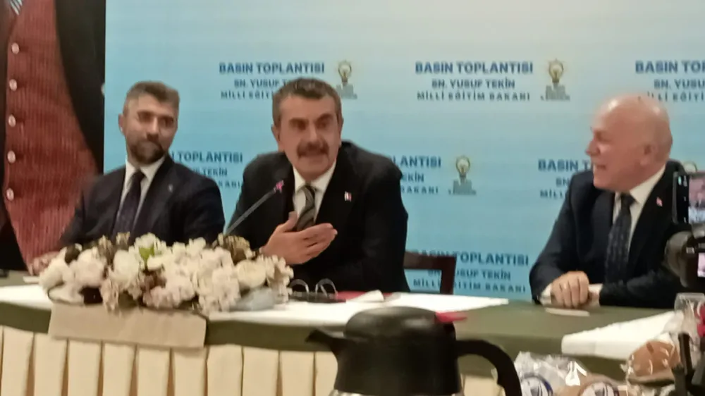 Bakan Tekin Milli Eğitim Bakanlığının verdiği mücadeleyi anlattı