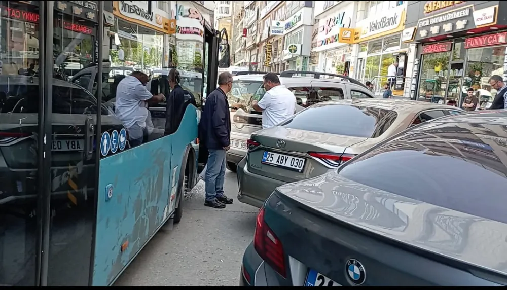 Bosna Caddesi girişi dikkatsizlikten dolayı kapalı kaldı 