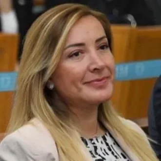 Meral Akşener