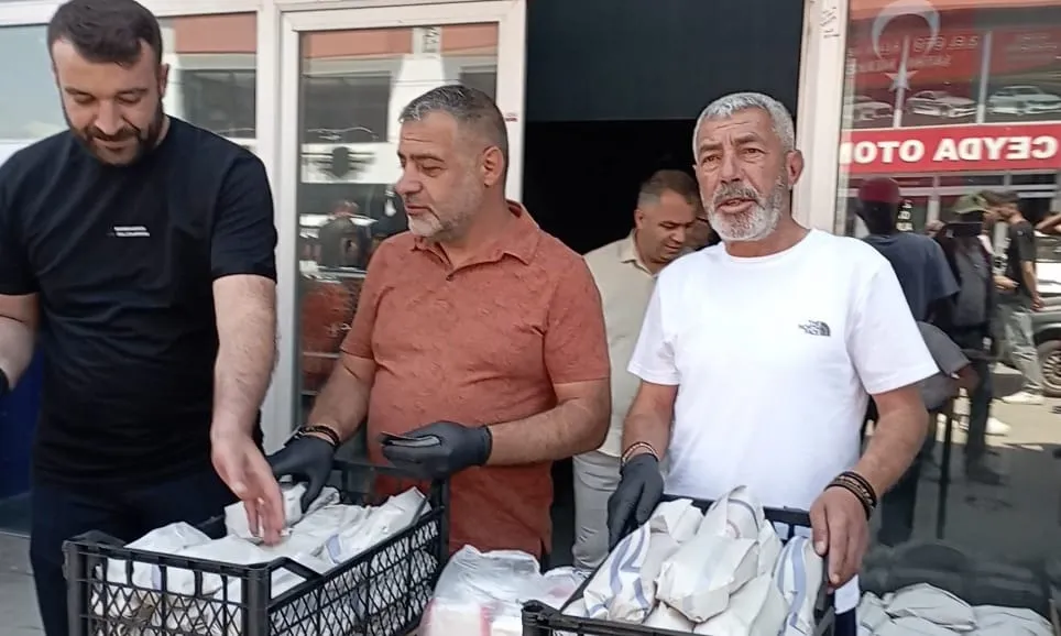 Erzurum Oto Pazarında yine şenlik vardı 