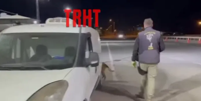 Magnum yine yakaladı