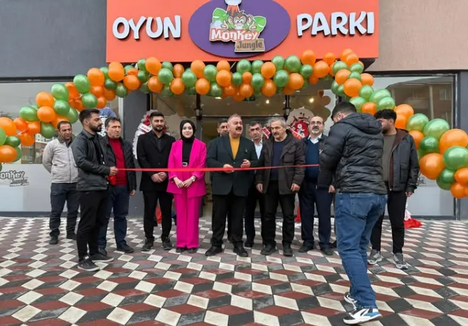 Palandöken’e Renk Katan Yeni Mekân: Monkey Jungle Açıldı