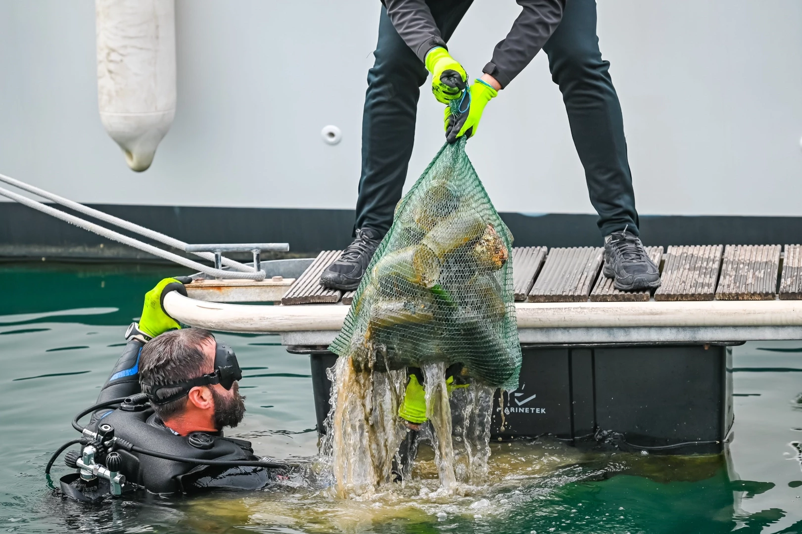 5 ton çöp toplandı, güneş enerjisi kullanımı arttı